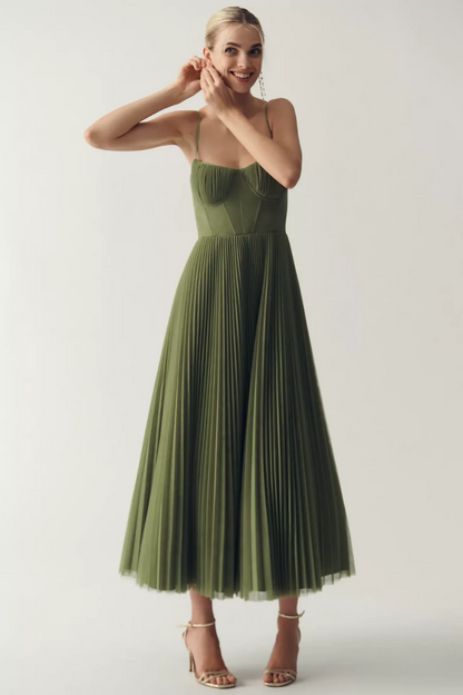 Plissiertes Midikleid
