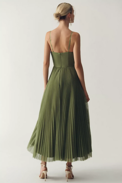 Plissiertes Midikleid