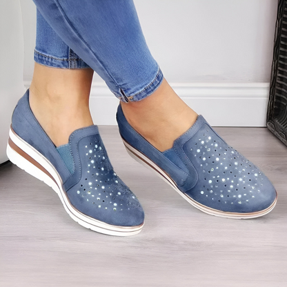 Lisa™ | Orthopädische Loafer mit Keilabsatz und Strasssteinen