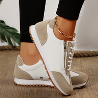 Beige en wit
