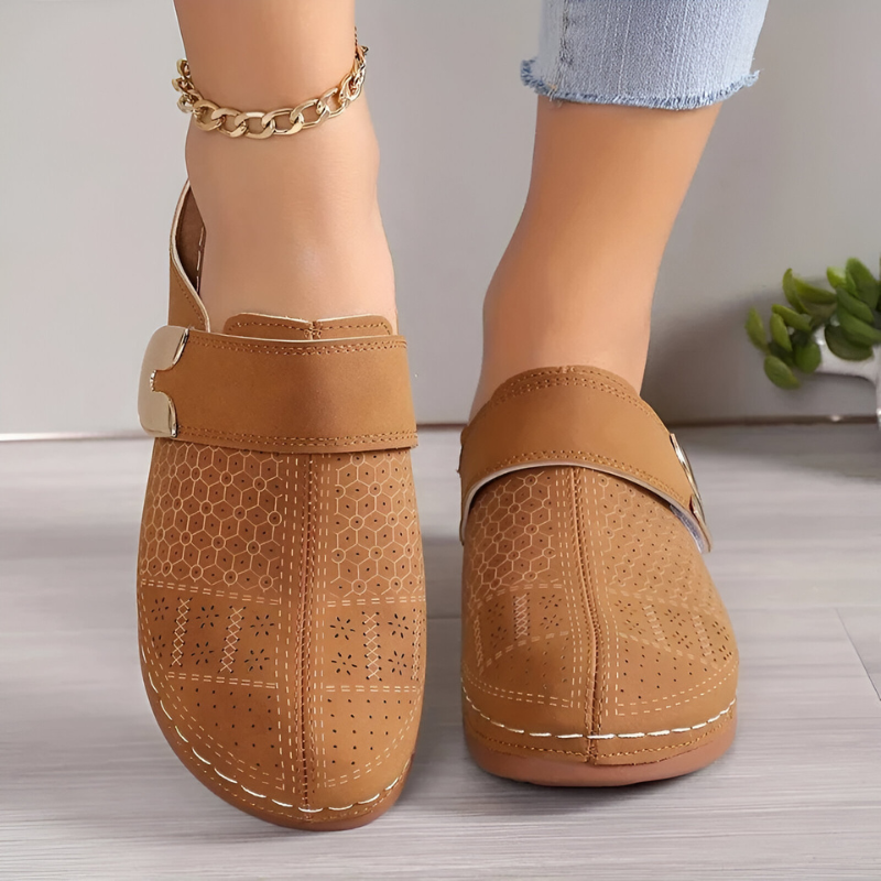 Marloes™ | Orthopädische Clogs mit elegantem und bequemem Keilabsatz