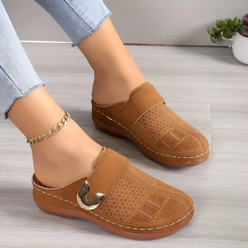Marloes™ | Orthopädische Clogs mit elegantem und bequemem Keilabsatz