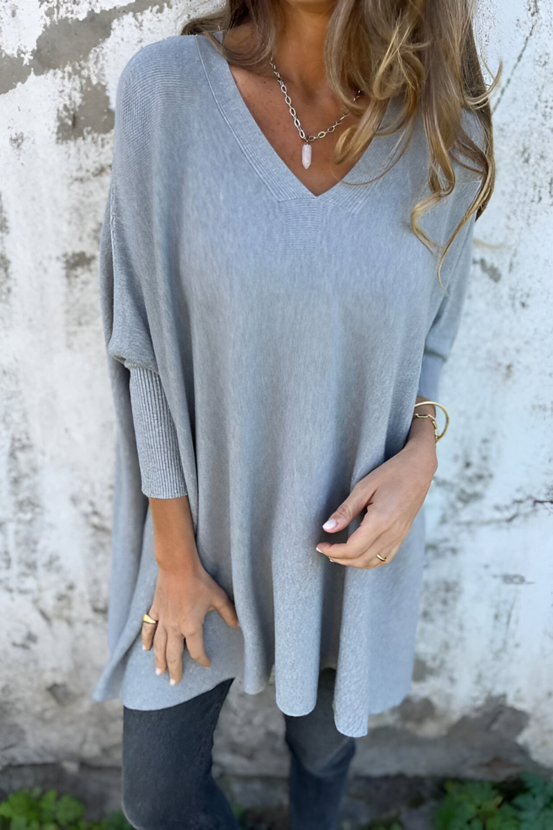 AMARA | Zachte Oversized Trui met V-hals – Stijl en Comfort in Één