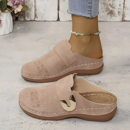 Marloes™ | Orthopädische Clogs mit elegantem und bequemem Keilabsatz