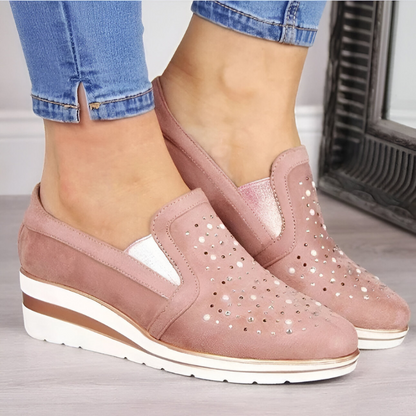 Lisa™ | Orthopädische Loafer mit Keilabsatz und Strasssteinen