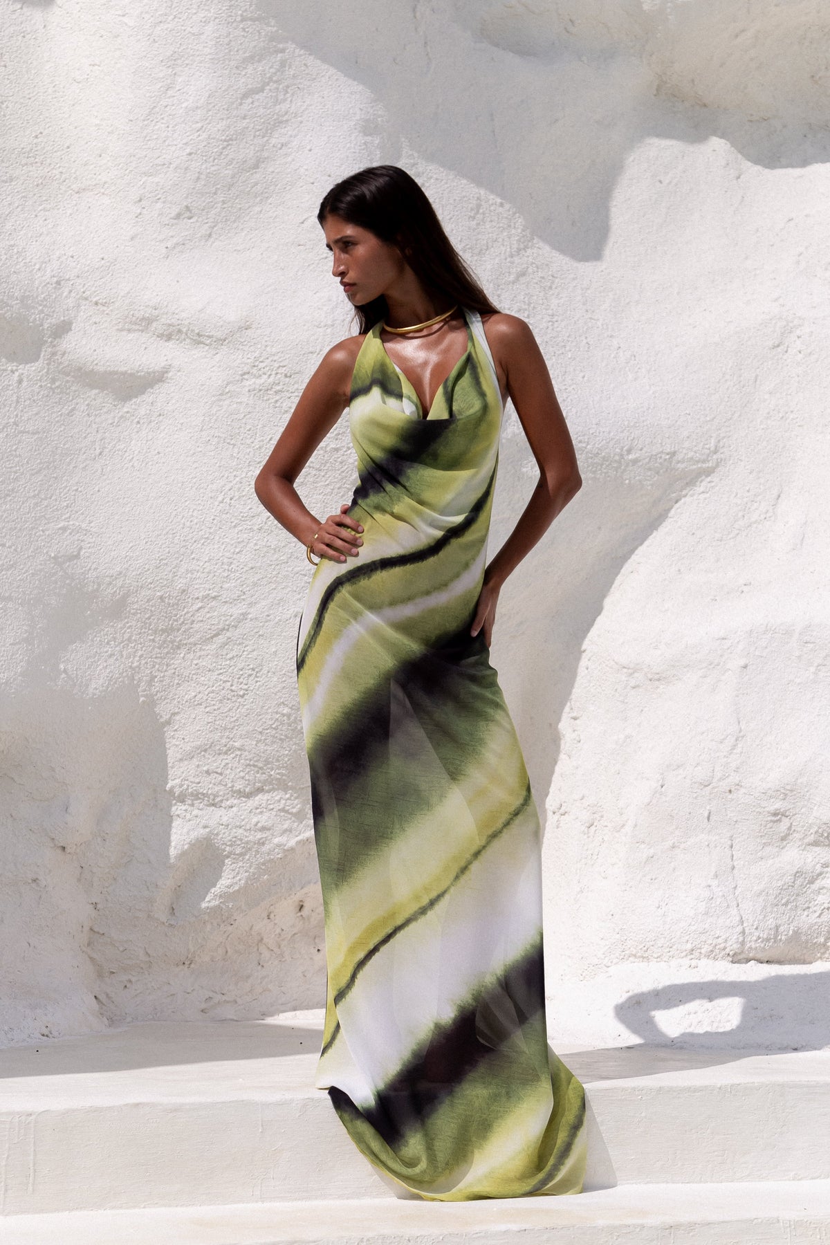 Lauren™ | Seidiges Kleid mit Wasserfallausschnitt