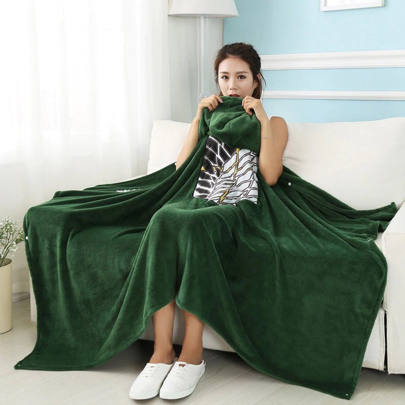 ⚔️💚 ATTACK ON TITAN HOODIE BLANKET