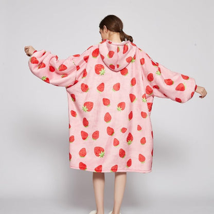 🍓🩷 STRAWBERRY BLANKET HOODIE