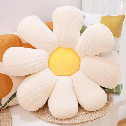 🌼🩷 PASTEL DAISY CUSHION